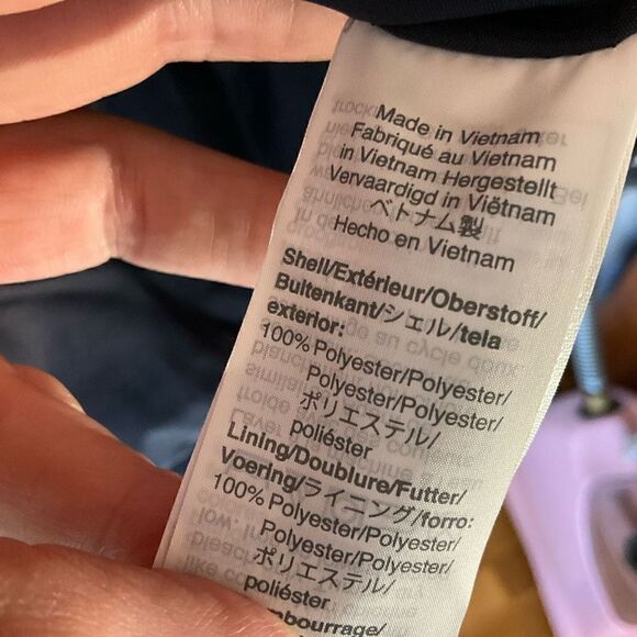 J Crew Factory Plaid Teddie Vest, Small. Puffer, minimalist - Picture 14 of 14